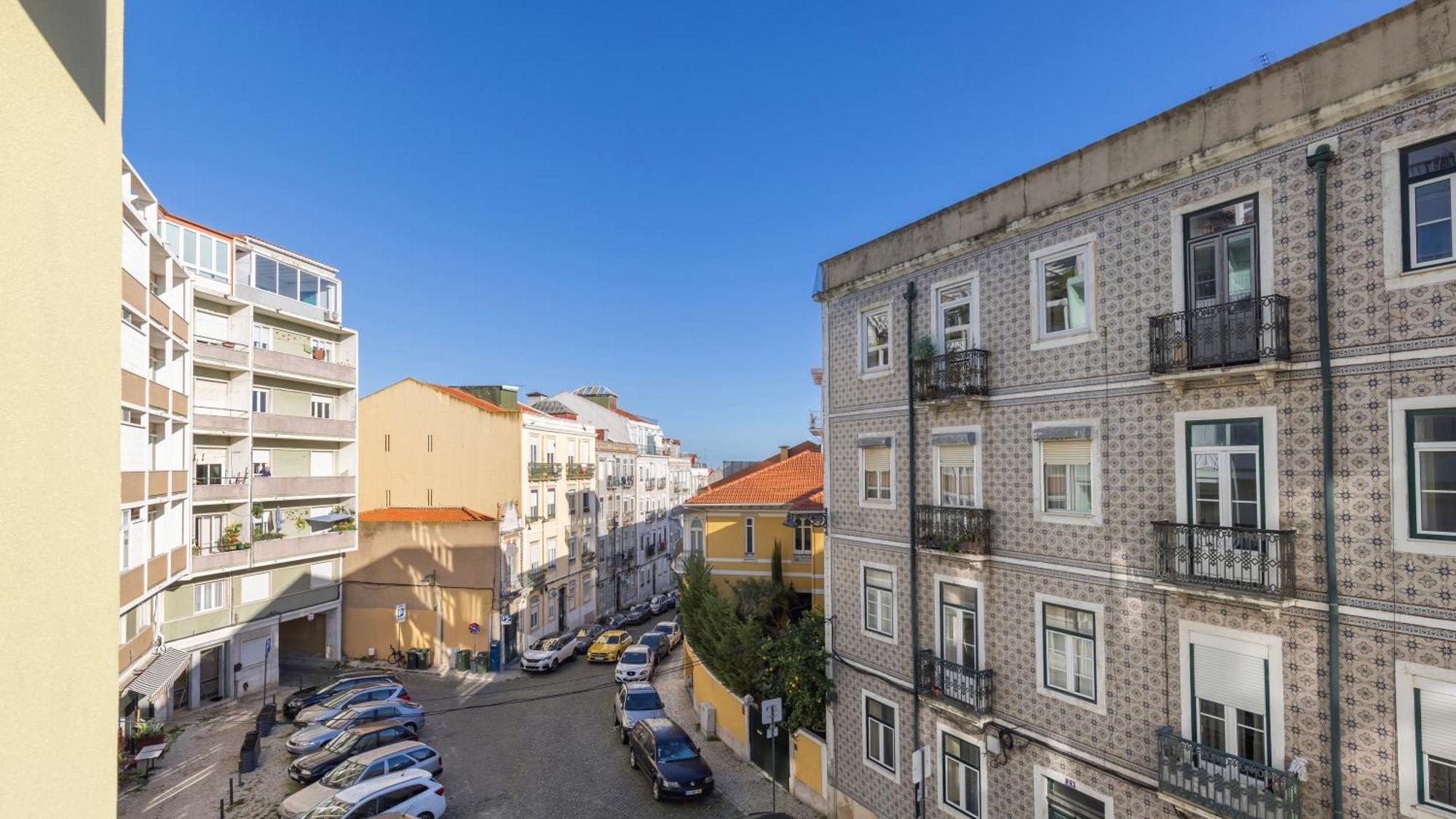 Stylish Apartment With Parking By Lovelystay Lisbon Exterior photo