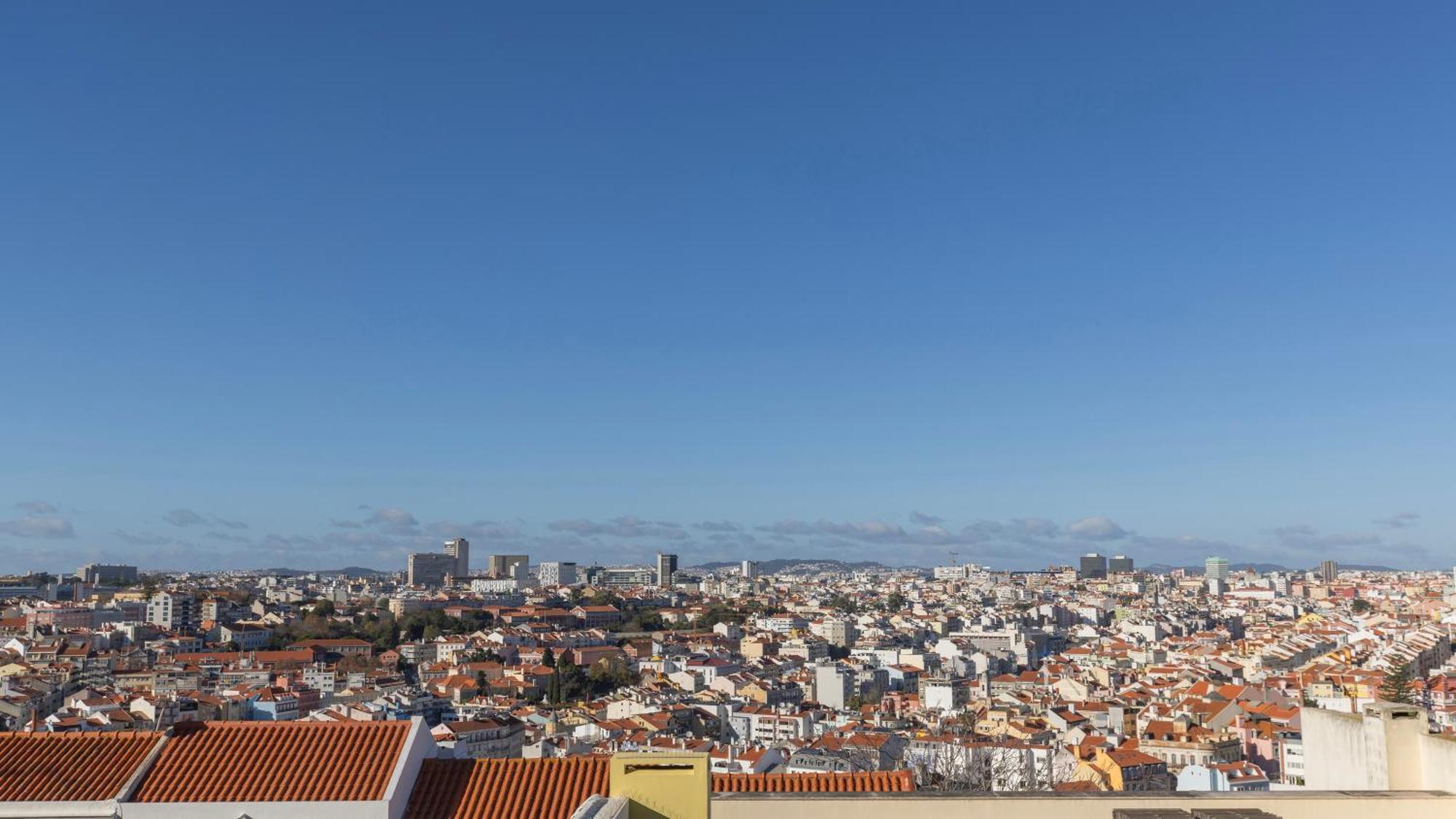 Stylish Apartment With Parking By Lovelystay Lisbon Exterior photo