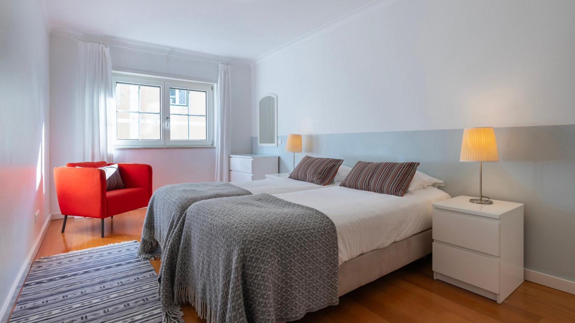 Stylish Apartment With Parking By Lovelystay Lisbon Exterior photo